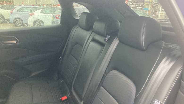 Nissan Qashqai 1.3 DiG-T MH Tekna 5dr Petrol Hatchback